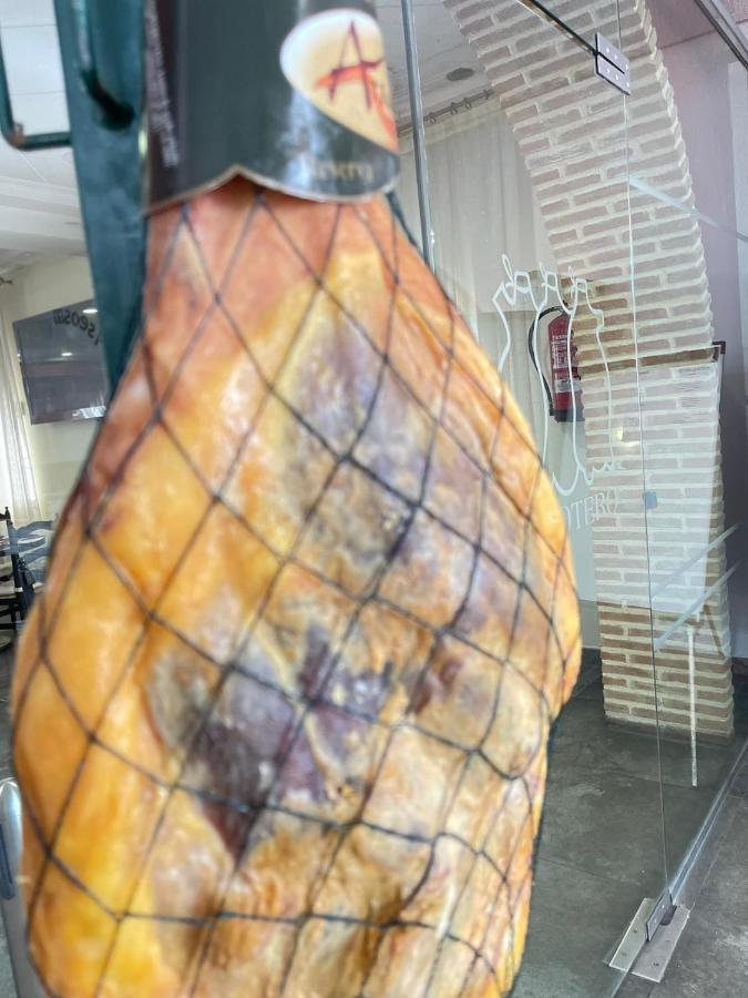 Hostal El Botero 蒙雷阿尔-德尔坎波 外观 照片